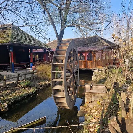 Kumova Vodenica Lodge Markova Crkva