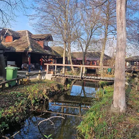 Lodge Kumova Vodenica