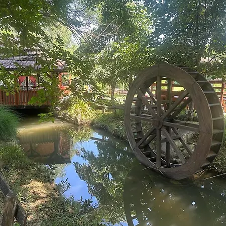 Kumova Vodenica Lodge Markova Crkva