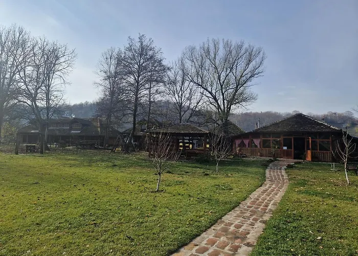 山林小屋 Kumova Vodenica