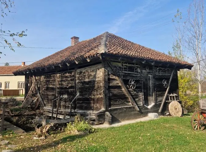 Kumova Vodenica * Markova Crkva